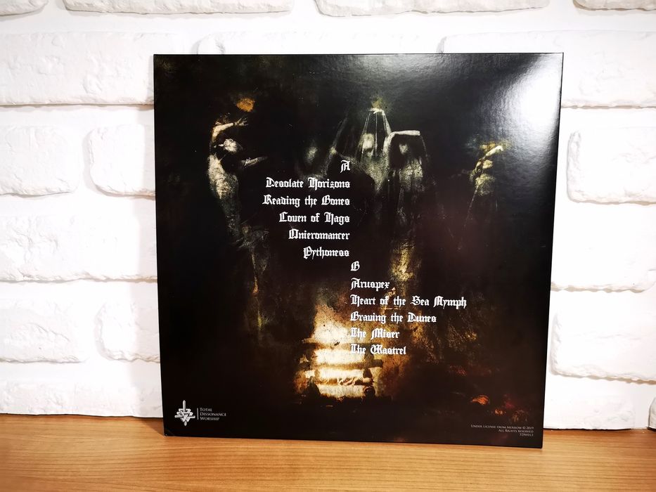 Вінілова платівка Reading the Bones від Keith Merrow