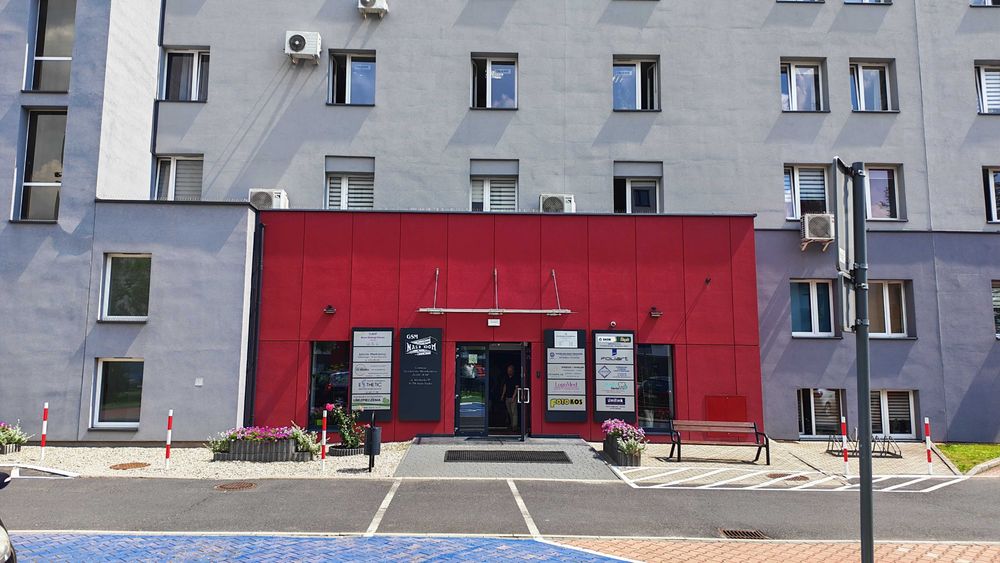 Odstąpię lokal użytkowy 17,41 m² – Ruda Śląska (Halemba) | BEZ ODSTĘPNEGO!