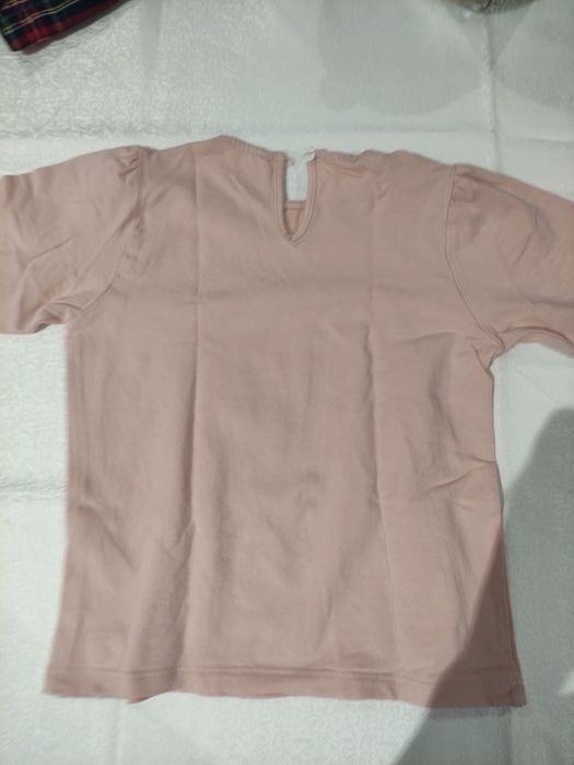 Camisola menina azul marinho, verde e rosa