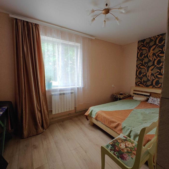 Продаються два будинки на селищі Котовського