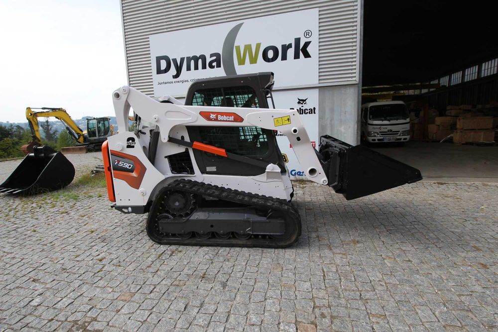 Mini Carregadora de rastos tração Bobcat T 590