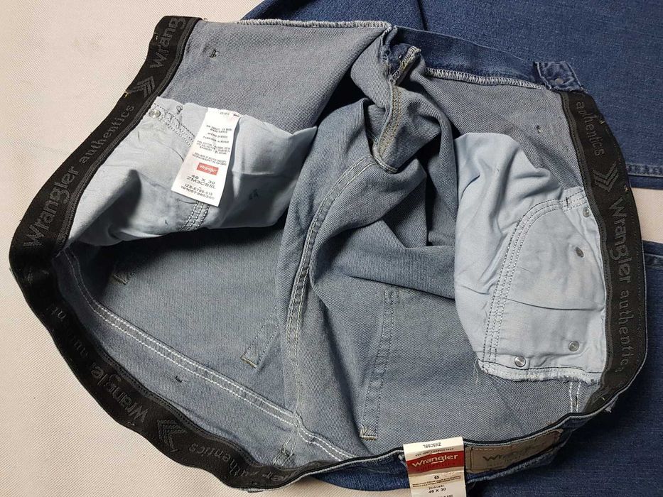 WRANGLER - Authentics roz. W46L30 pas 123 cm Nowe ^