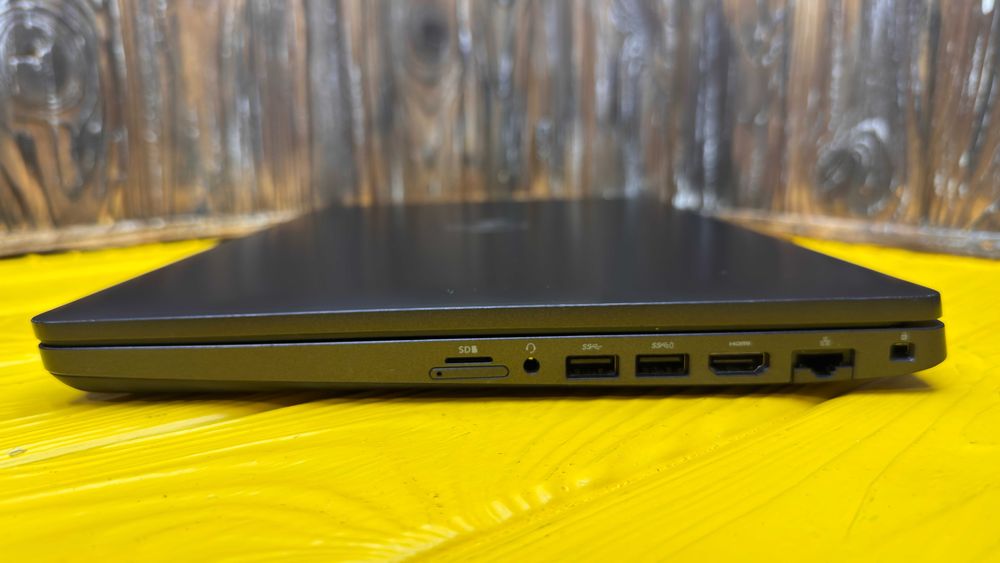 Супер Ціна! Офісний Ноутбук Dell Latitude 5500 /Core i7-8665u/UHD 630