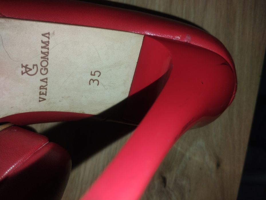 Szpilki czerwone 35