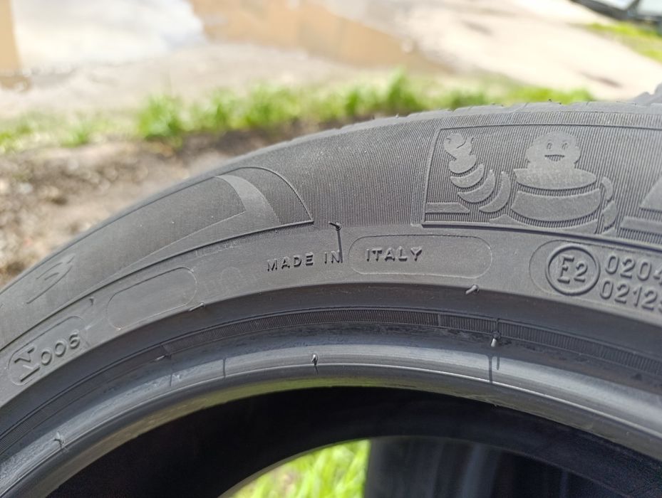 Комплект літніх шин Michelin 205/55 R17 резина Р17