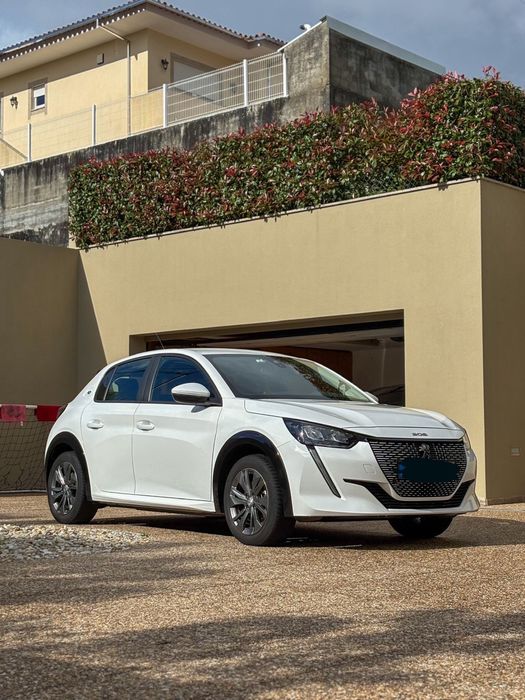 Peugeot e-208  50kw