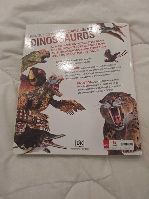 Livro Enciclopédia Dinossauros