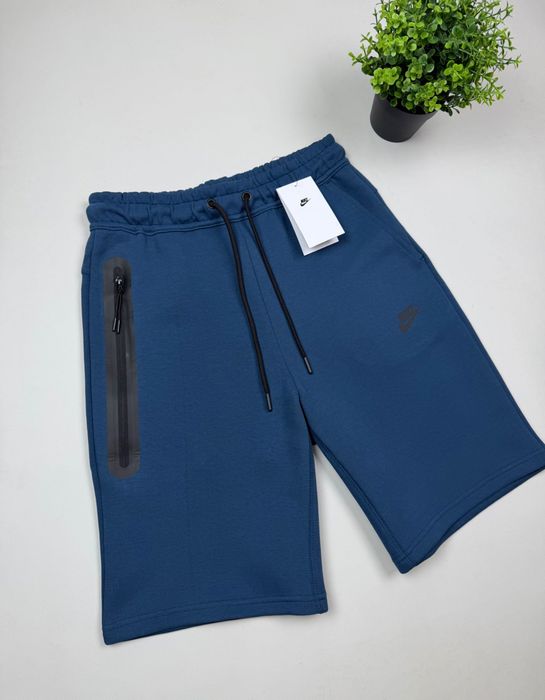 Шорти Nike tech fleece шорты найк теч флис течики