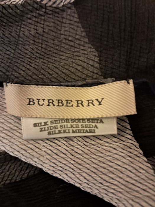 Szal chusta Burberry jedwab