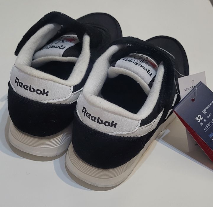 Reebok classic nylon 32