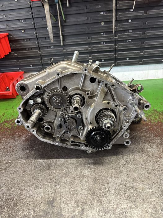 Dół silnika silnik skrzynia kartery wał HYOSUNG RX125 XRX