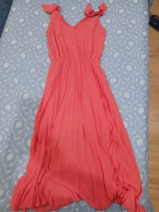 Vestido coral Rinascimento