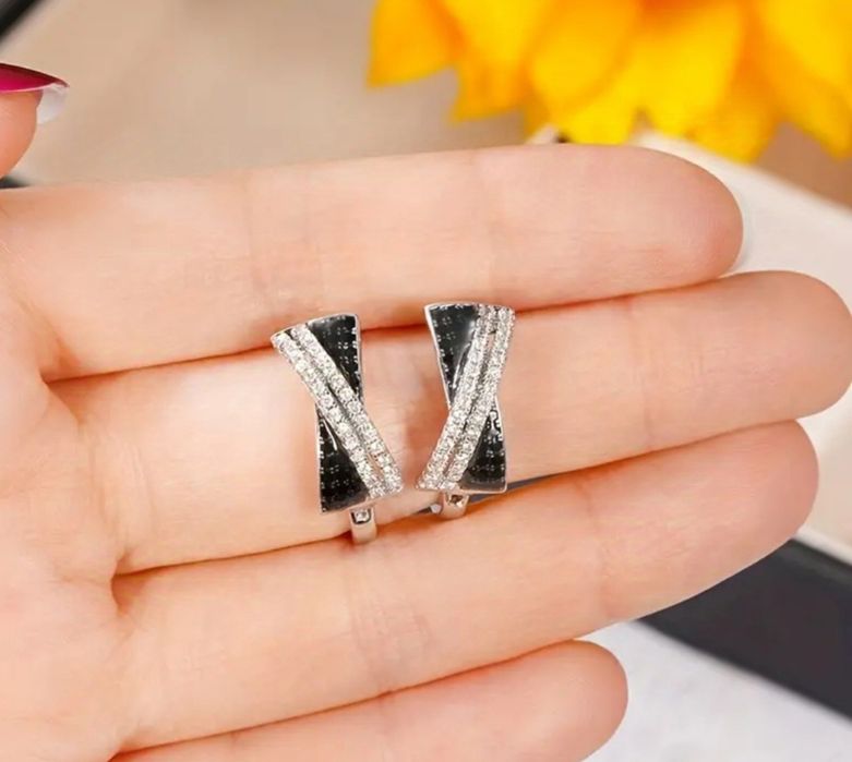 Сережки (біжутерія)