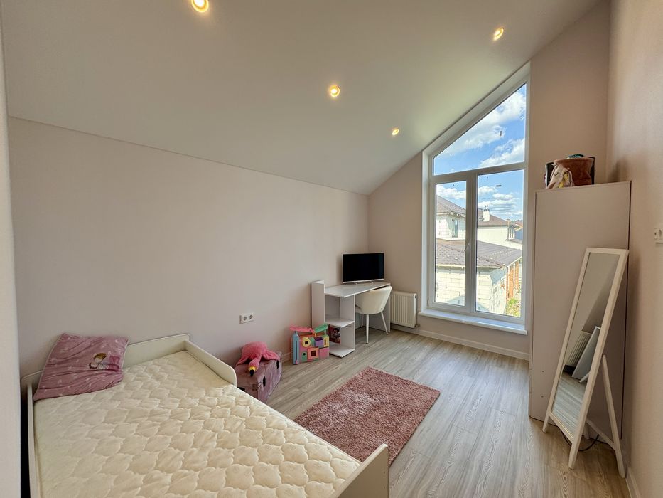 Продажа таунхауса с ремонтом в Крюковщине! КГ Удачный!! Без комиссии!!