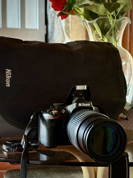 Nikon D5100  - como nova