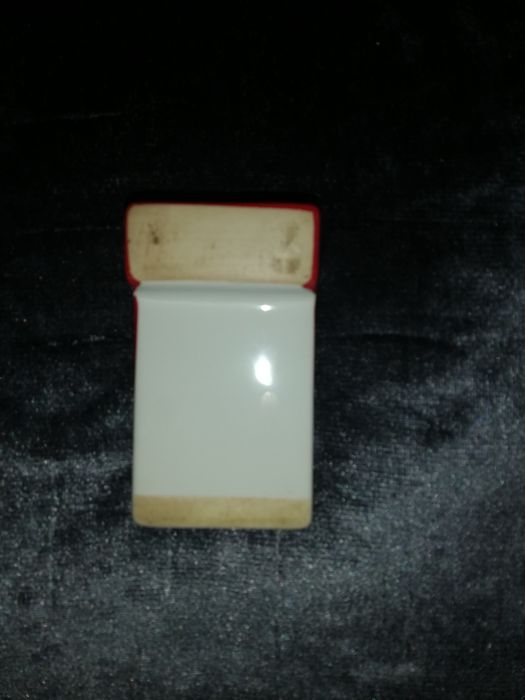 Popielniczka Marlboro z czasów prl