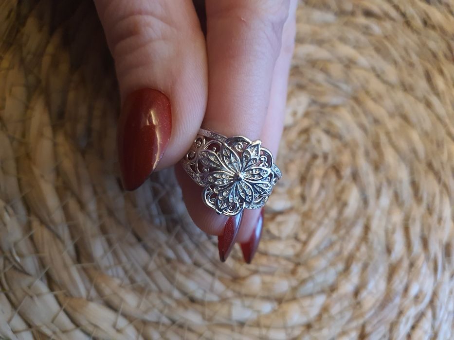 Srebrny Pierścionek Duży Kwiat Kwiatek