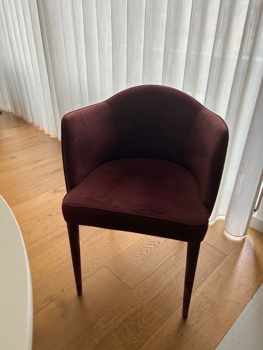 3 Cadeiras de Jantar AM.PM Leos em Veludo Vermelho