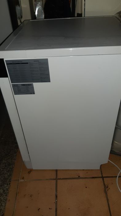 Máquina de lavar louça, nova