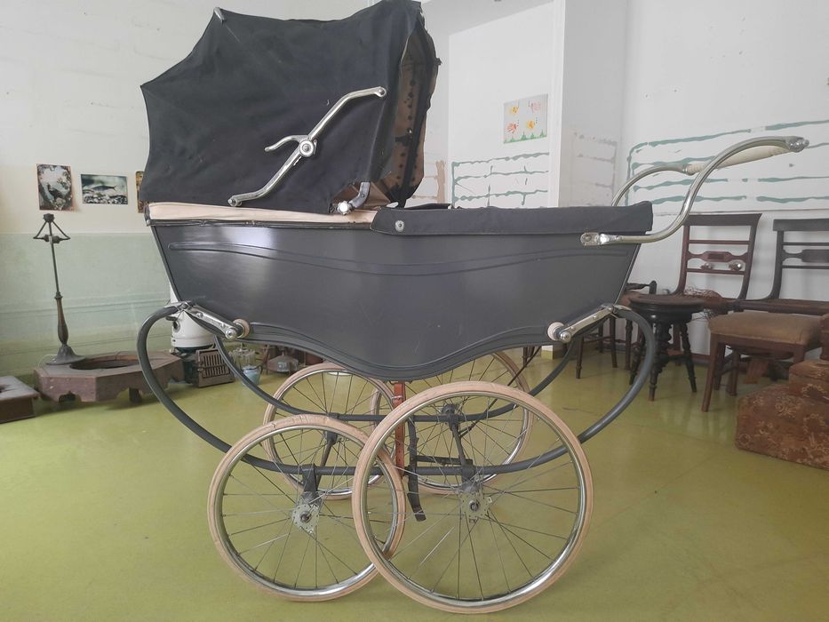 Carrinho de bebé vintage