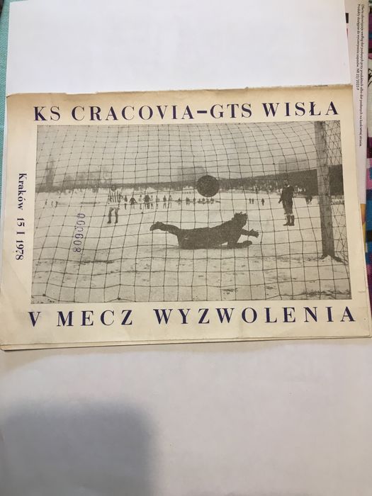 Program V - meczu wyzwolenia Cracovia - Wisła , gradka dla kibiców