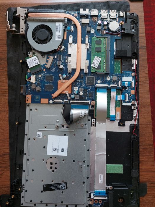 Ноутбук HP - model 15bso45ur, запчастини для HP.