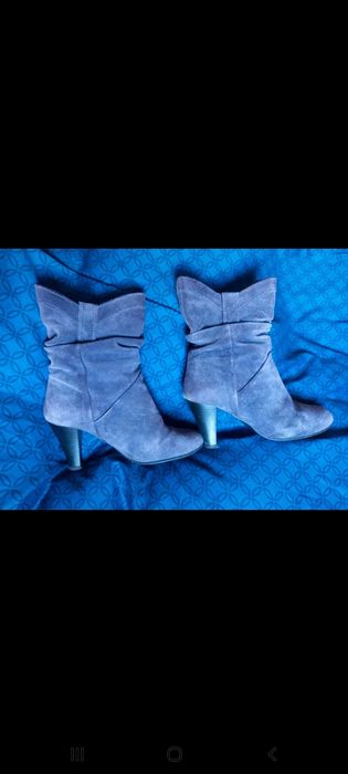 Botins de salto alto, de camurça, roxos - Guimarães