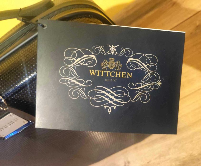 Kosmetyczka podróżna z polikarbonu marki WITTCHEN granatowa