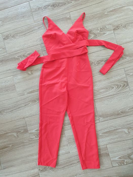 Kombinezon ASOS czerwony