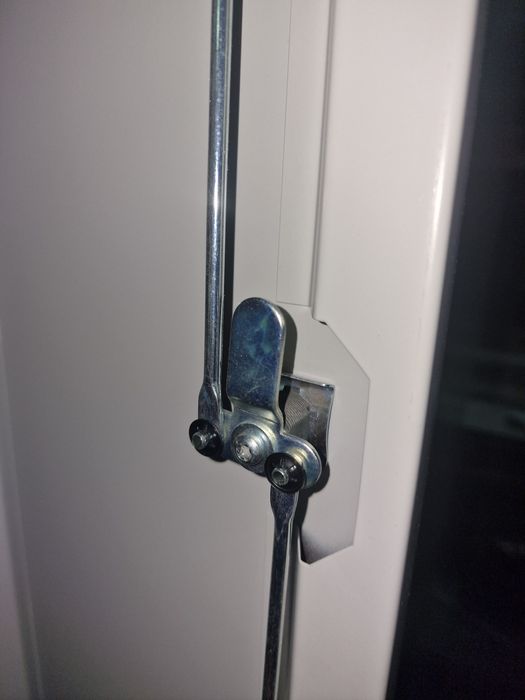 Szafa BHP pracownicza ubraniowa metalowa solidna VAT hurt