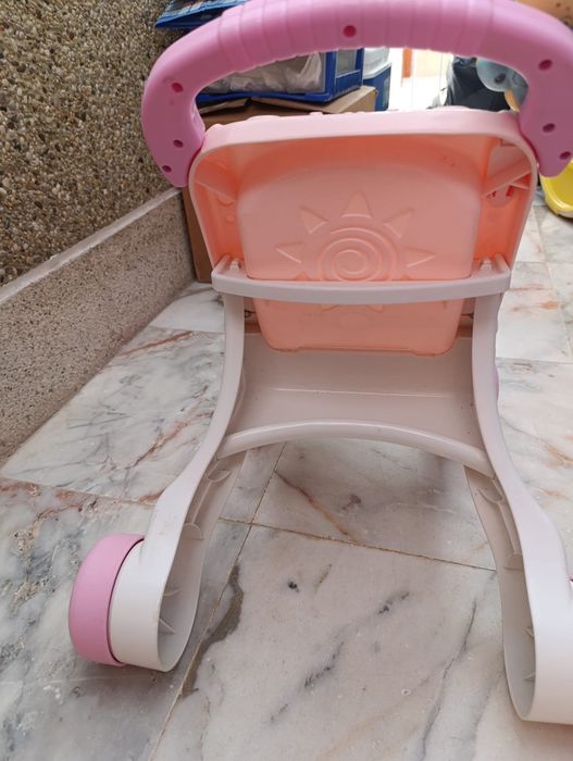 Andador de iniciação à marcha Fisher-Price