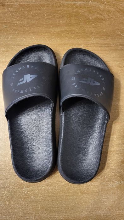 Klapki 4F rozmiar 36
