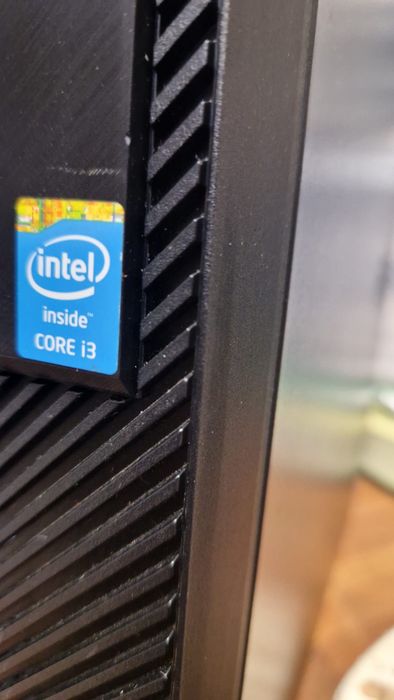 Computador de mesa - AsusPro series - i3