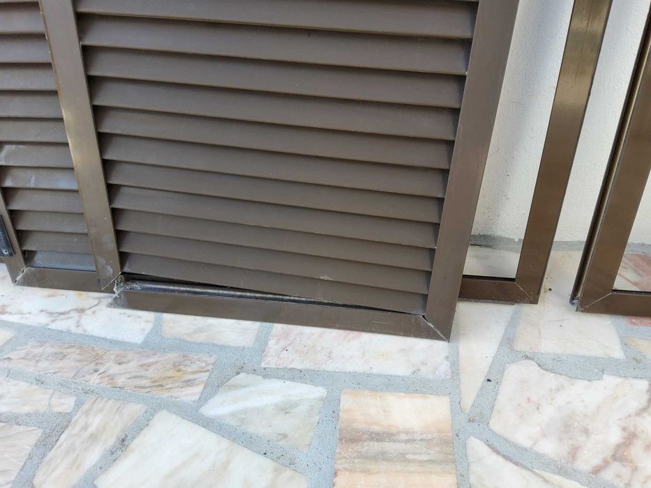 Portadas de alumínio