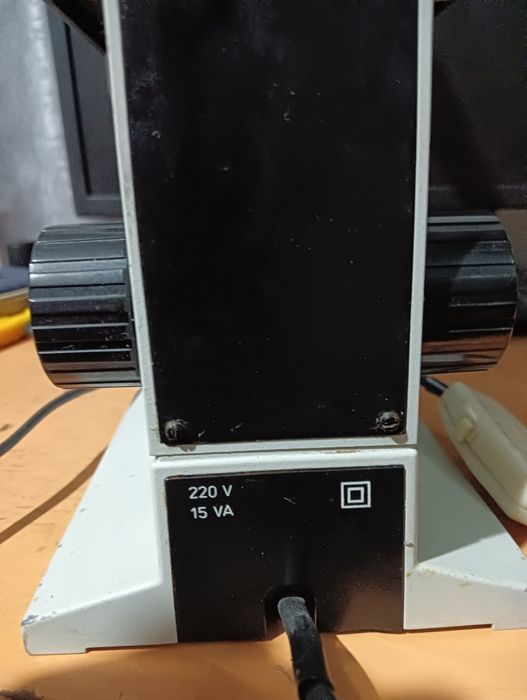 Продам микроскоп Карл цейс МОН окулярний