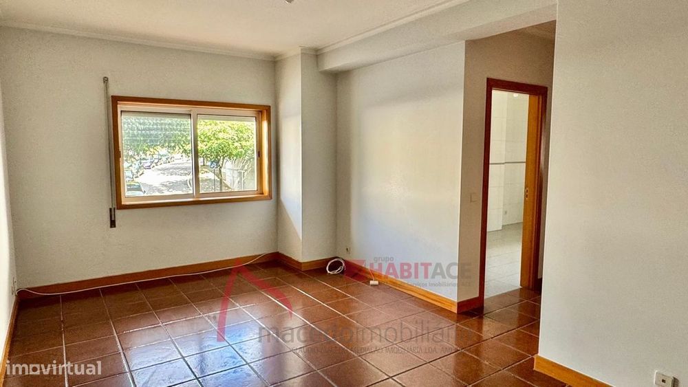 Apartamento T1 para Arrendamento em Lamaçães, Braga