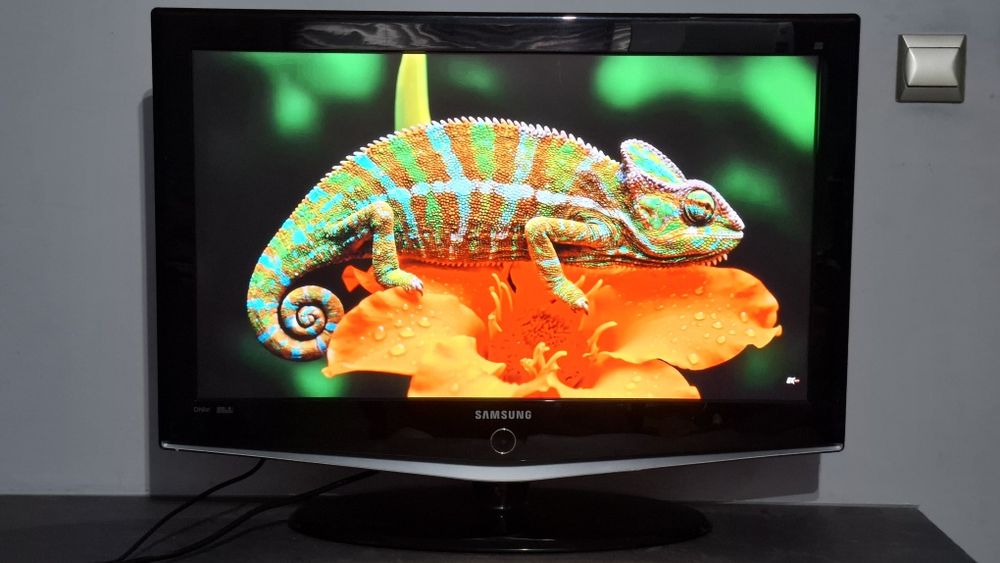 TV / Telewizor Samsung 32" cale czarny ładny obraz SPRAWNY