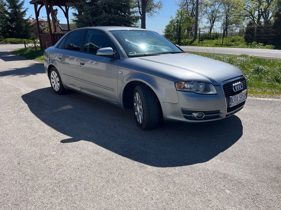 Audi A4 B7.