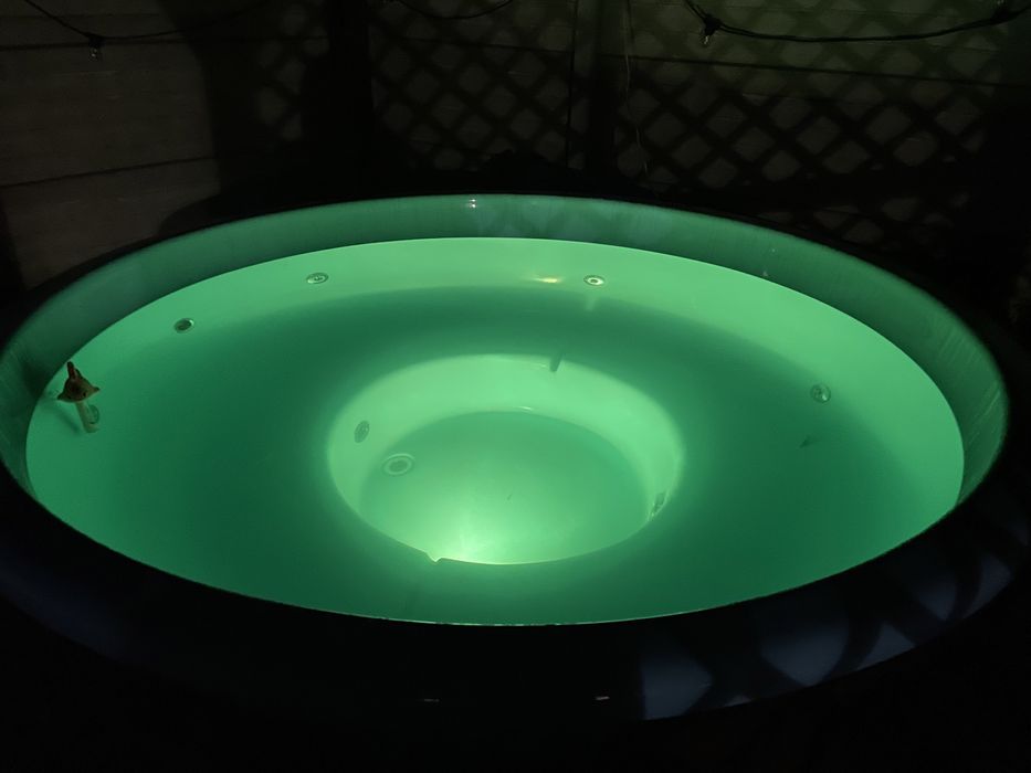 Будинок | Чан | Басейн Все разом. Подобова оренда Бориспіль