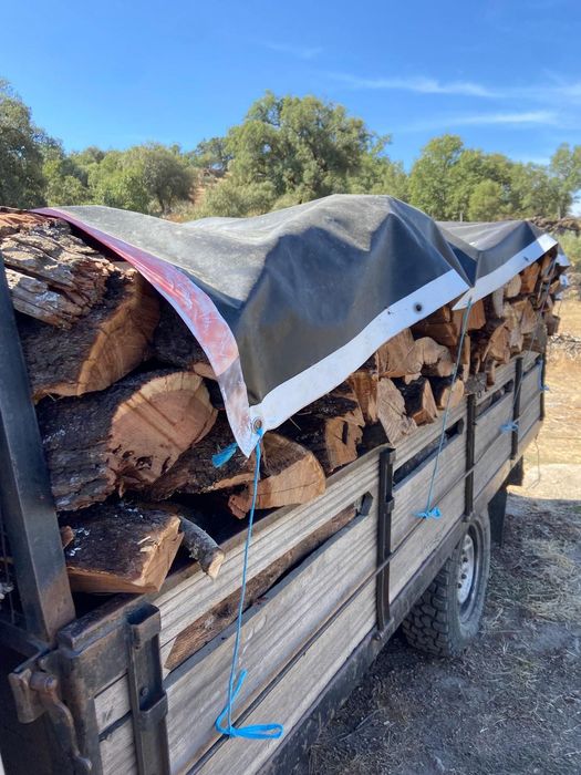 Lenha de amendoeira Carvalho e freixo e carrasco