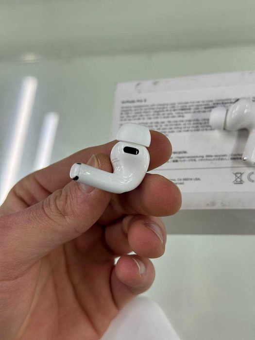 Продам AirPods Pro 3 б/у в идеальном состоянии