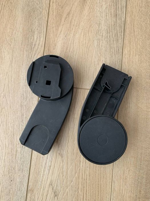 Адаптери для автолюльки Cybex