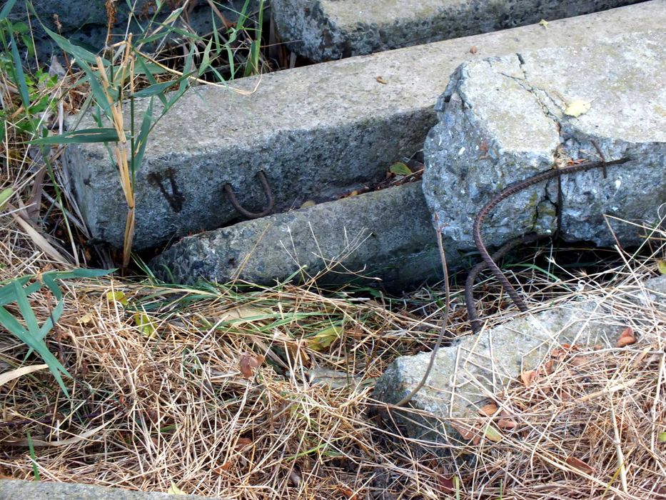 Железобетонные опоры (пасынки) б\у