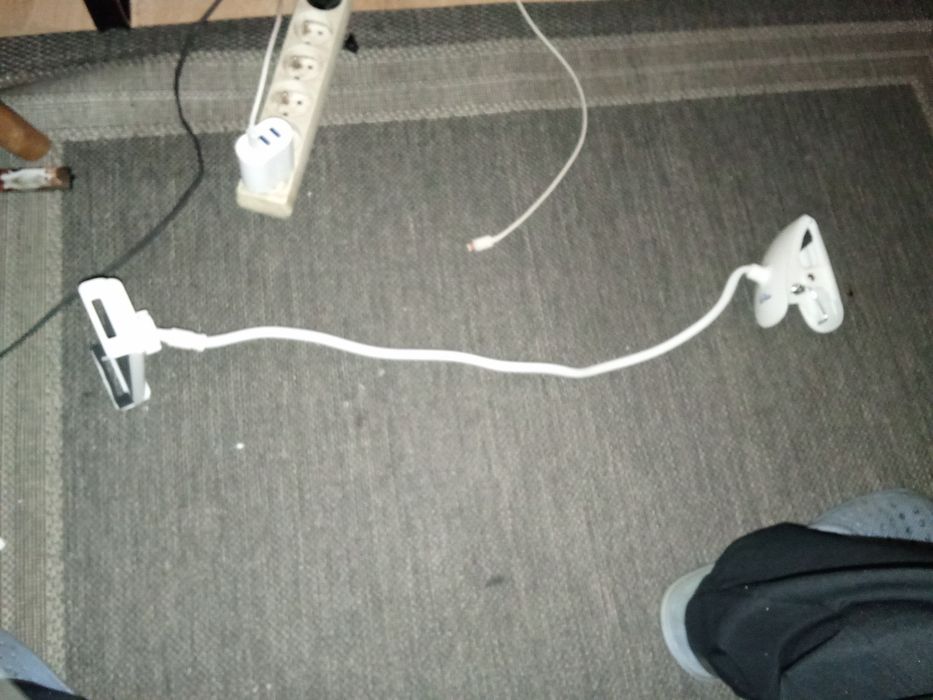 Elastyczny uchwyt ns telefon mocowany do biurka