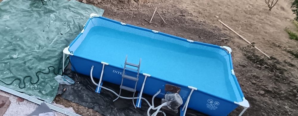 Piscina com purificador e clorador
