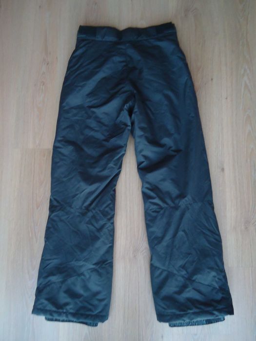 Женские тёплые зимние брюки, лыжные штаны р. 44-46, состояние новых.