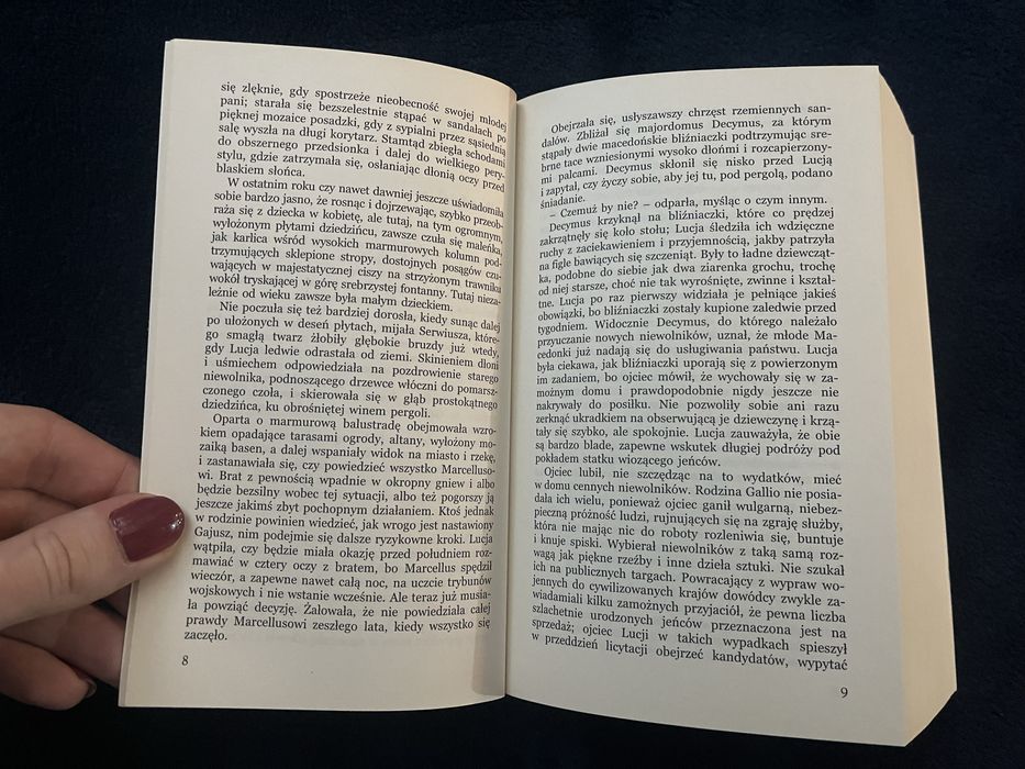 szata - lloyd c. douglas