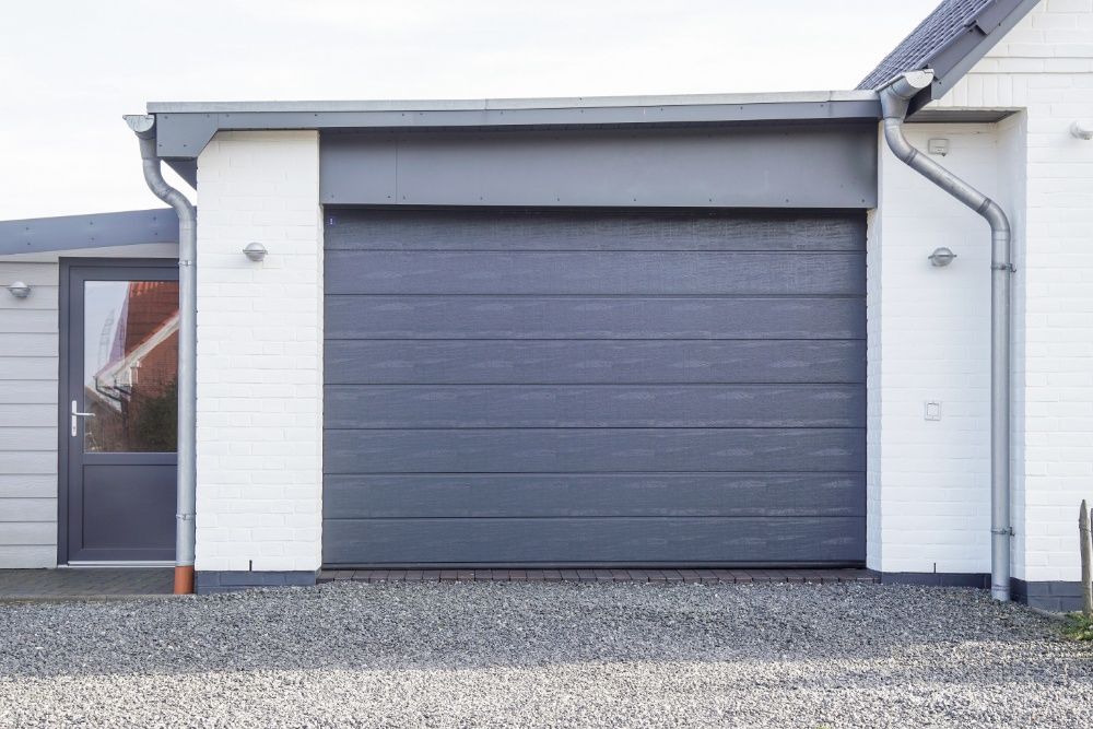 Producent Brama garażowa segmentowa Bramy garażowe przemysłowe2,32*2