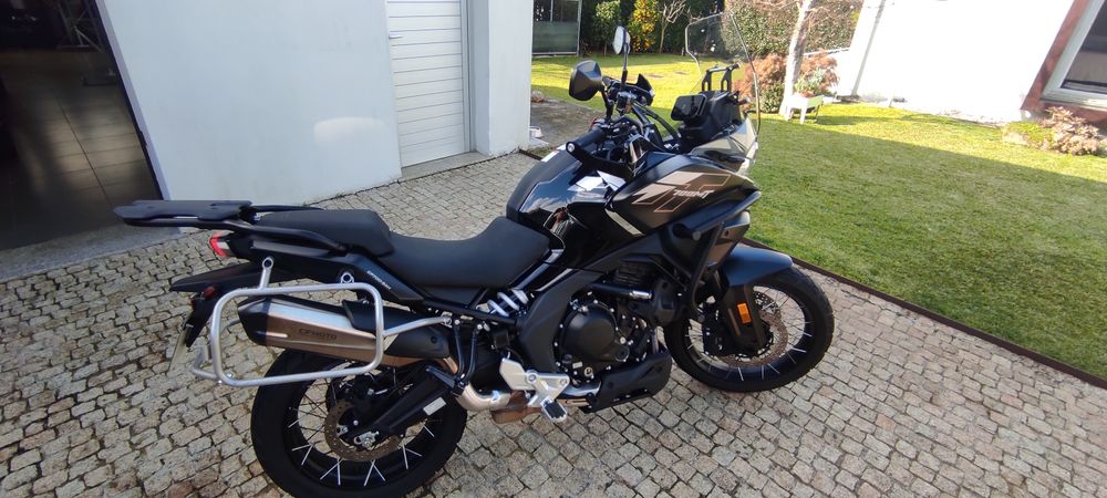 Cf Moto MT700 ADV