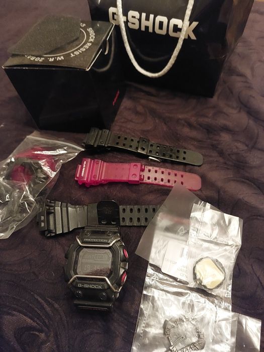 Sprzedam zestaw Casio G-Shock GX-56BB-1ER + akcesoria